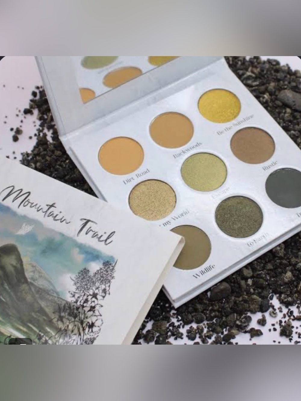 NWT Sydney Grace Mountain Trail Eyeshadow Palette
